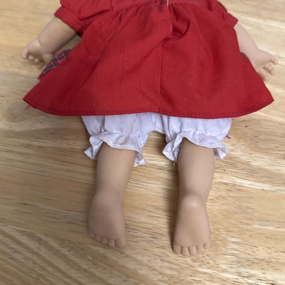 Vtg Gi Go Expressions Baby Dolls Sad Face Bean Bag Red Dress Brunette Girl - Picture 5 of 7